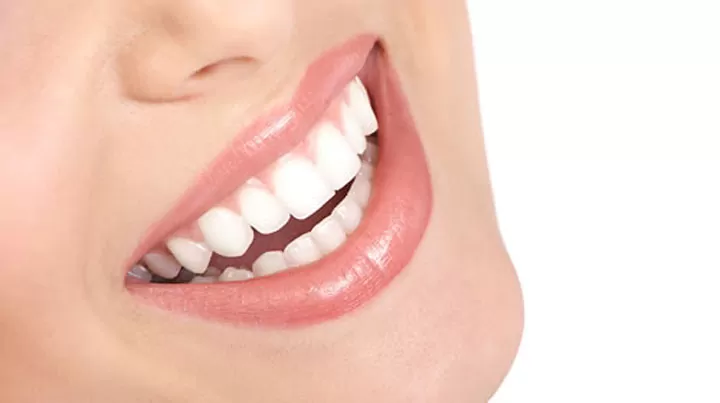 You are currently viewing Can Teeth Whitening Cause Damage to Your Teeth?